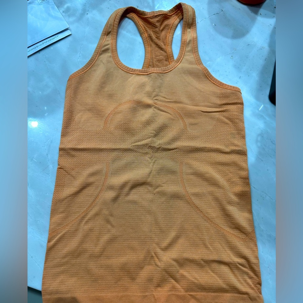 Lululemon Run Swiftly Racerback tank top (size 4)